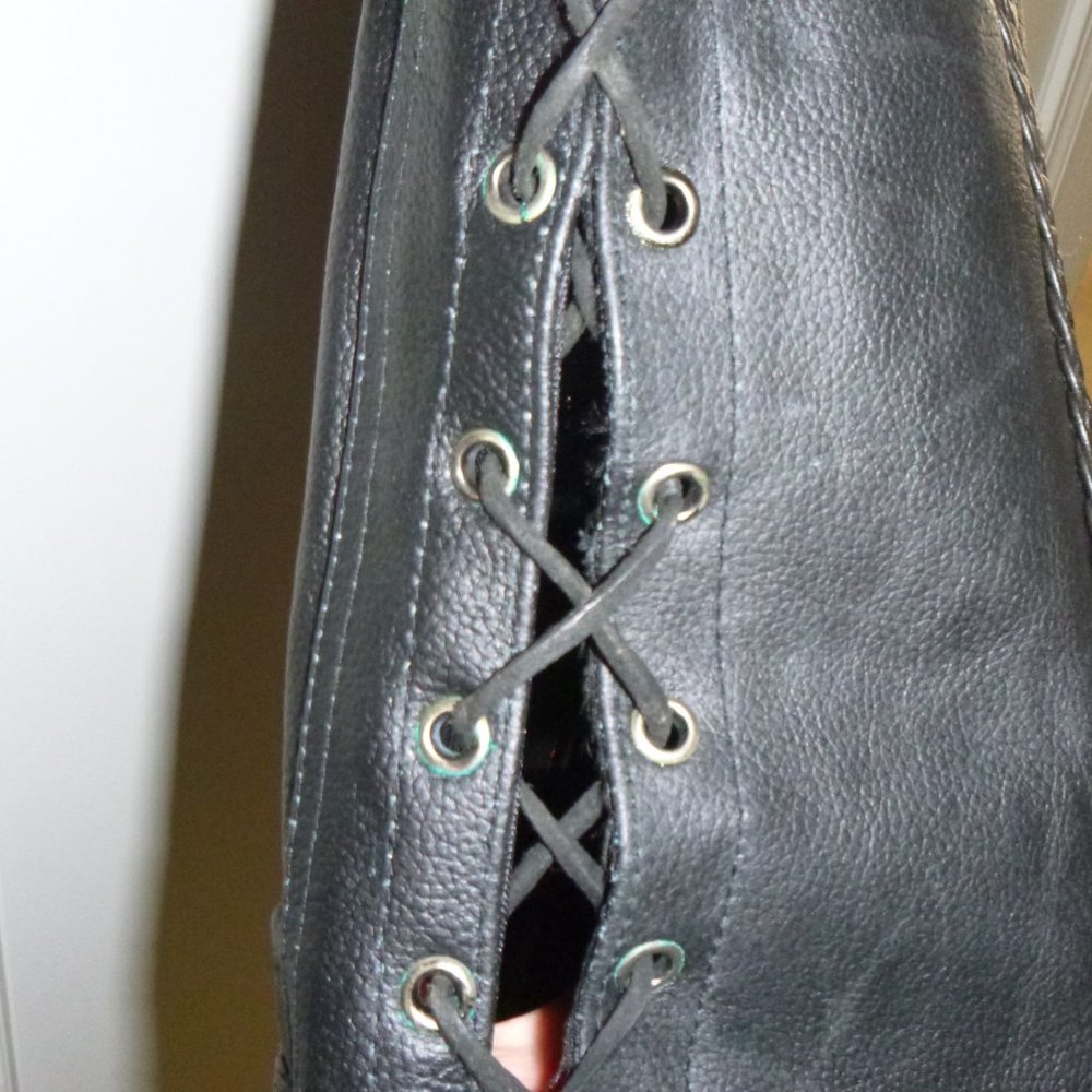 Dream Apparel - Women's Vest - Picture 8 of 9